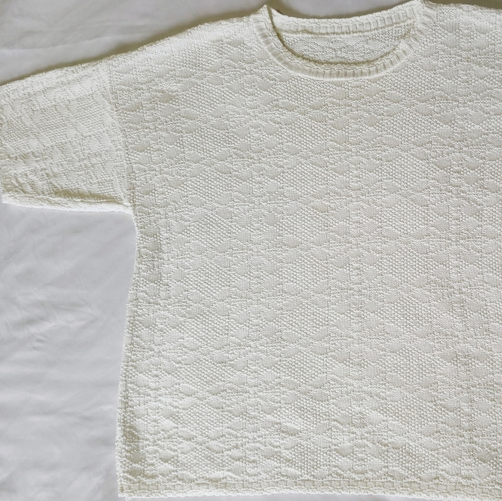 🦢 Vintage Knit - Crisp White Knit Tee